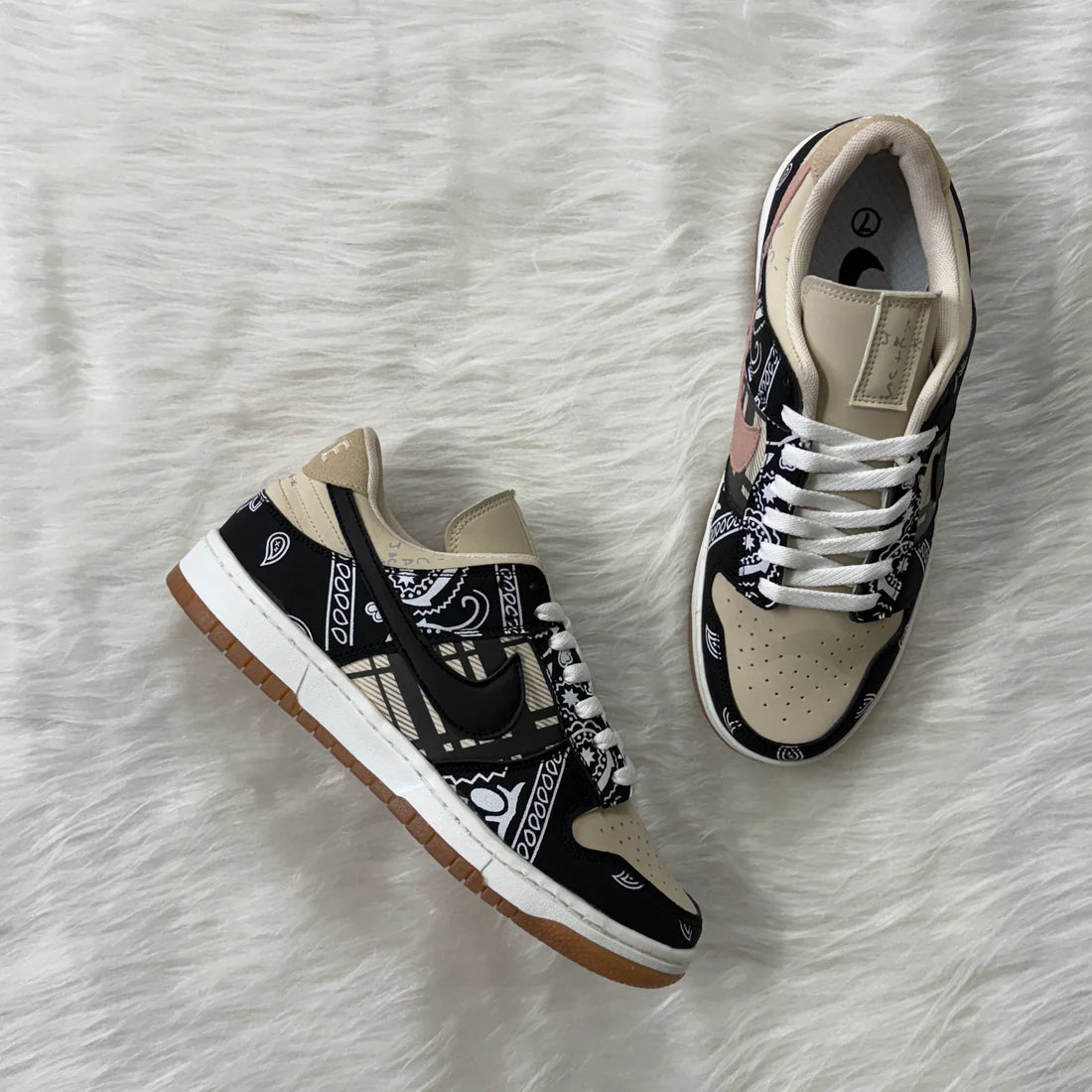 DUNK LOW TRAVIS SCOTT