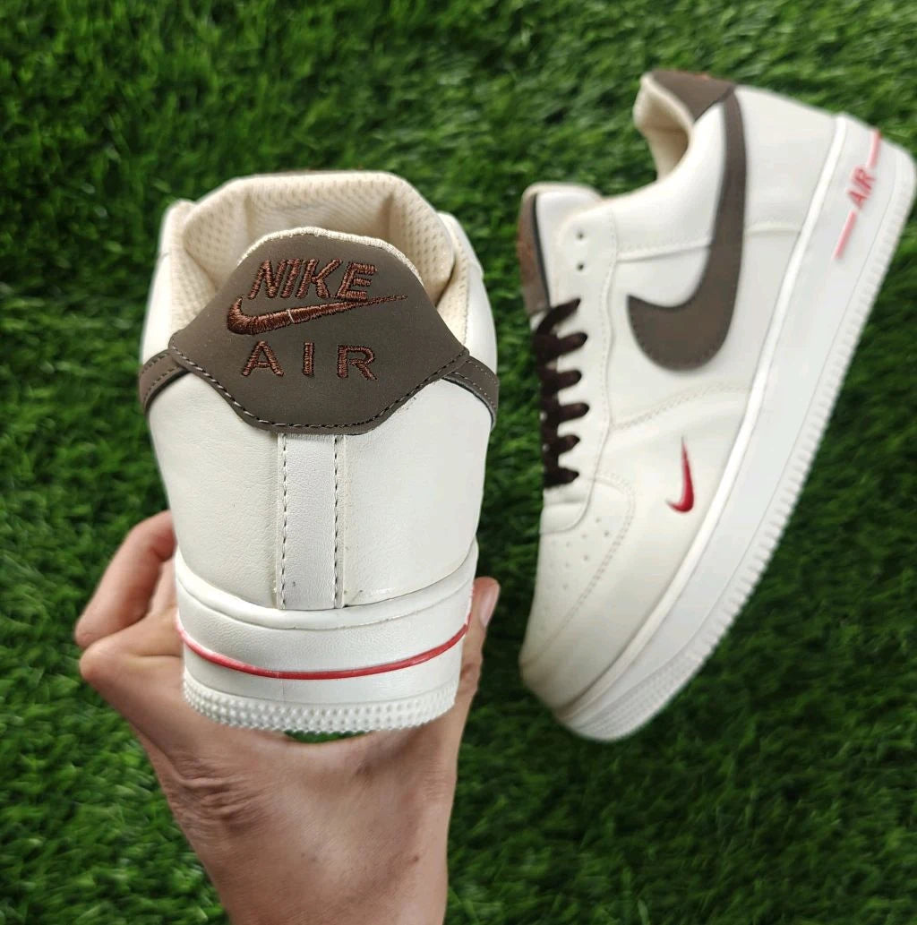 AF1 coffee milk