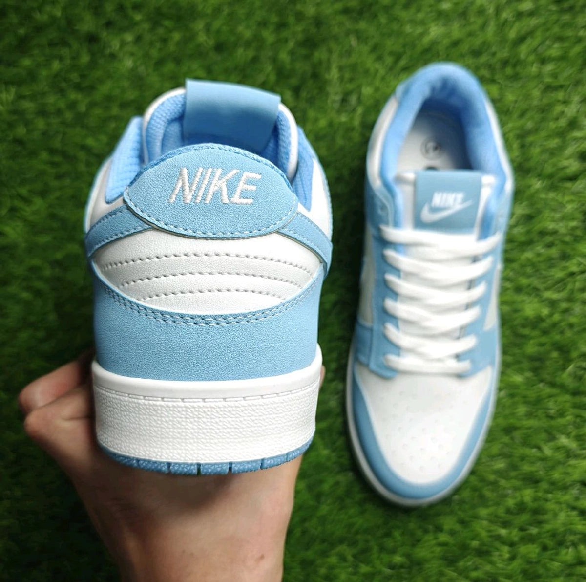 Blue low dunks
