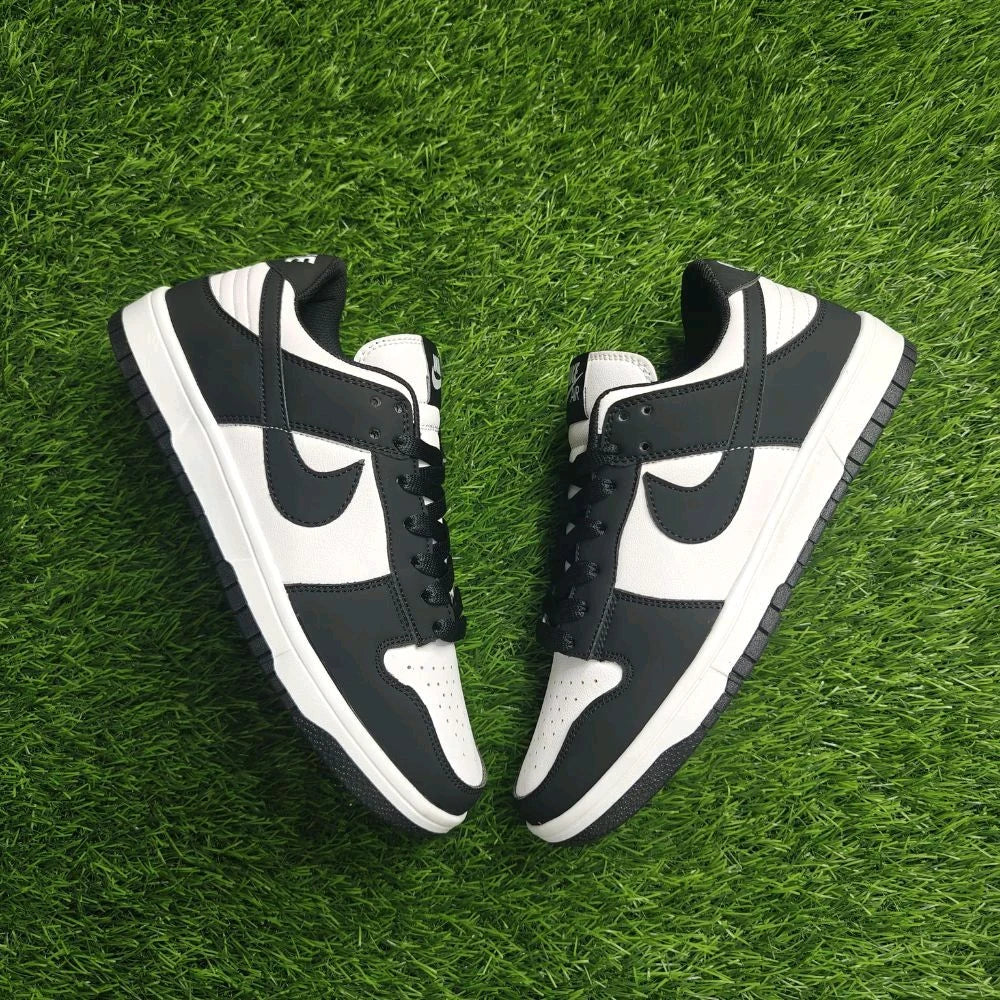 Dunk low panda