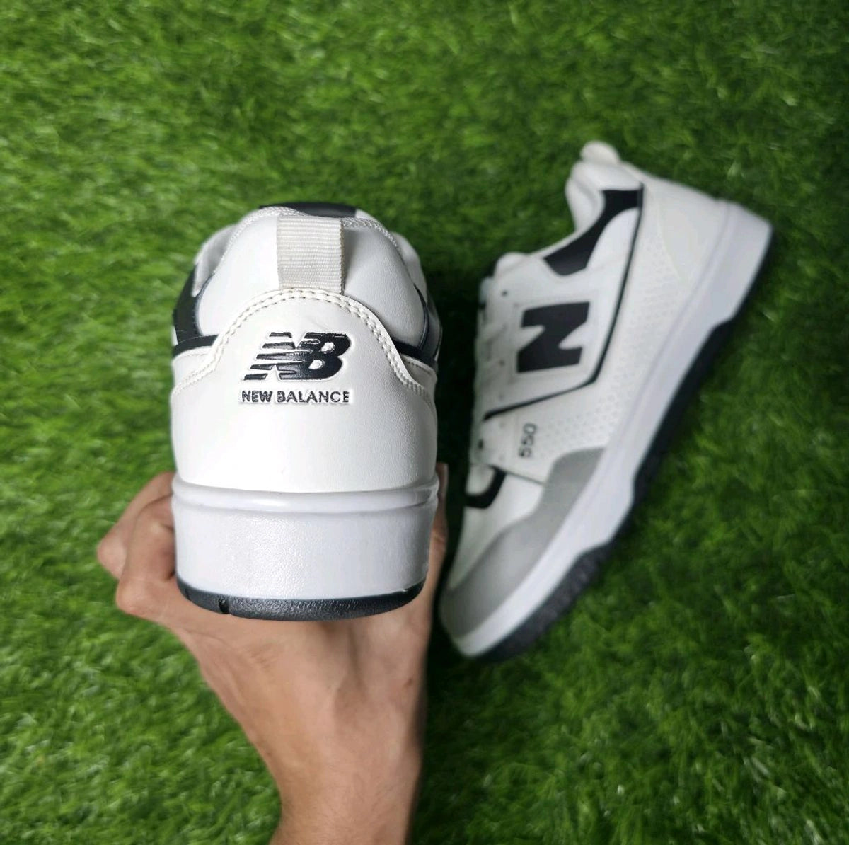 NB 550 BLACK