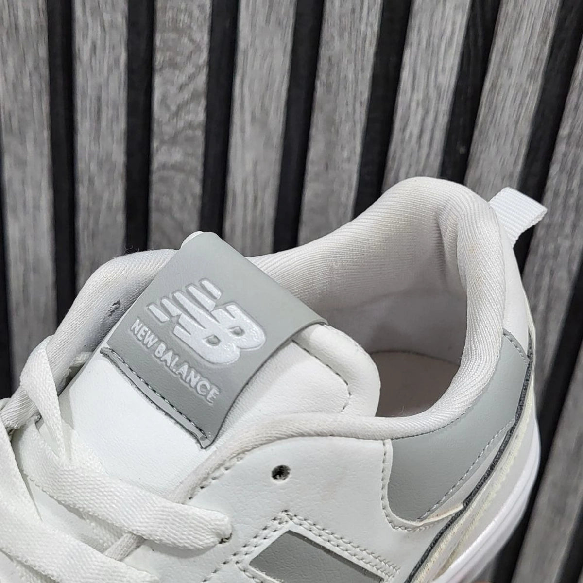 NB 550 WHITE GREY
